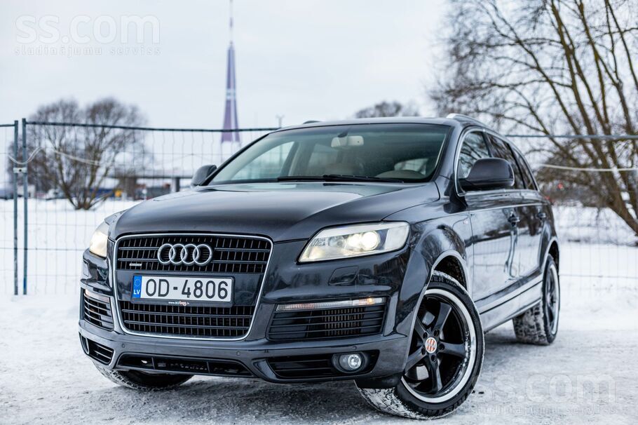 Audi Audi Q7 S-line ar 3.0 Tdi dīzeļdzinēju un automāti