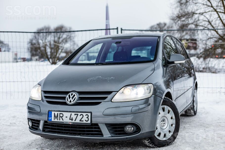 Volkswagen VW Golf Plus ar 2.0 dīzeļdzinēju un automātisko āt