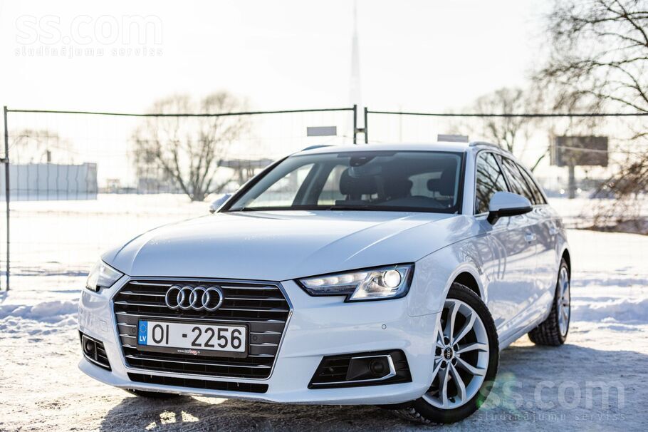 Audi Audi A4 ar 2.0tdi dīzeļdzinēju un manuālo ātrumkār