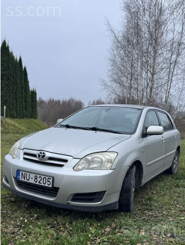 Toyota Corolla - 1