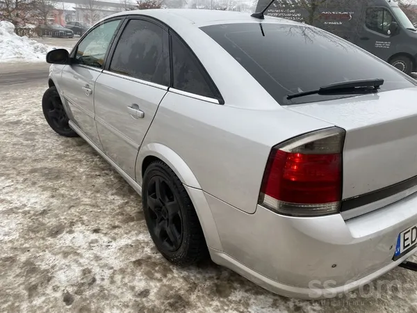 Opel Numur zīme nenak lidz. 