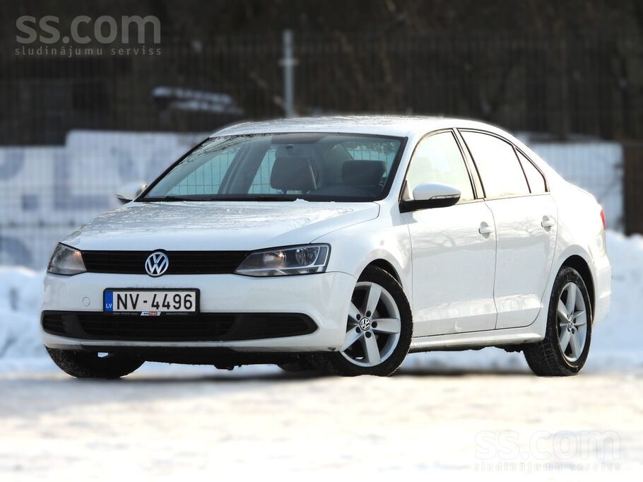 Volkswagen VW Jetta ar 1.6 litru dīzeļdzinēju un manuālo tran