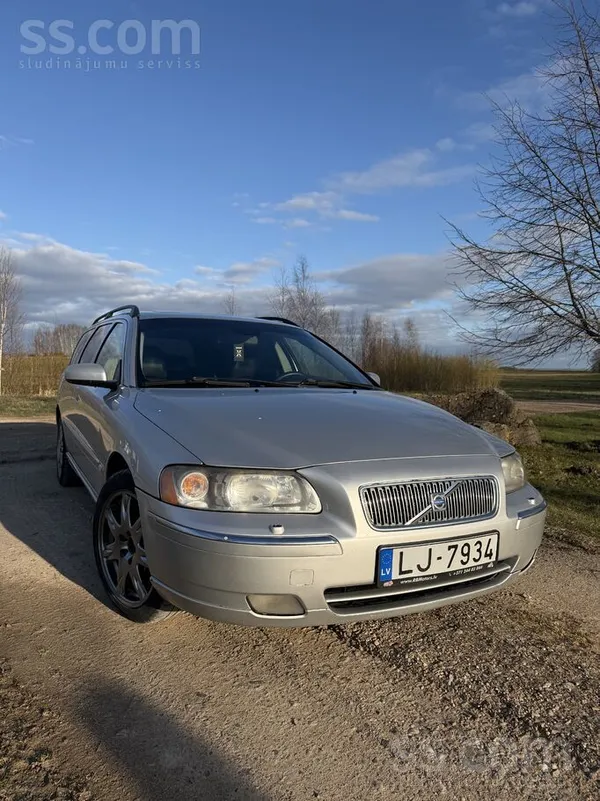 Volvo Pārdodu Volvo V70, 2005. gads, 2.4 dīzelis (120 kW