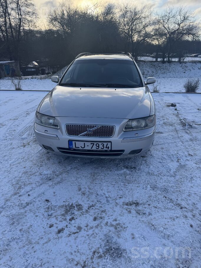 Volvo Pārdodu Volvo V70, 2005. gads, 2.4 dīzelis (120 kW