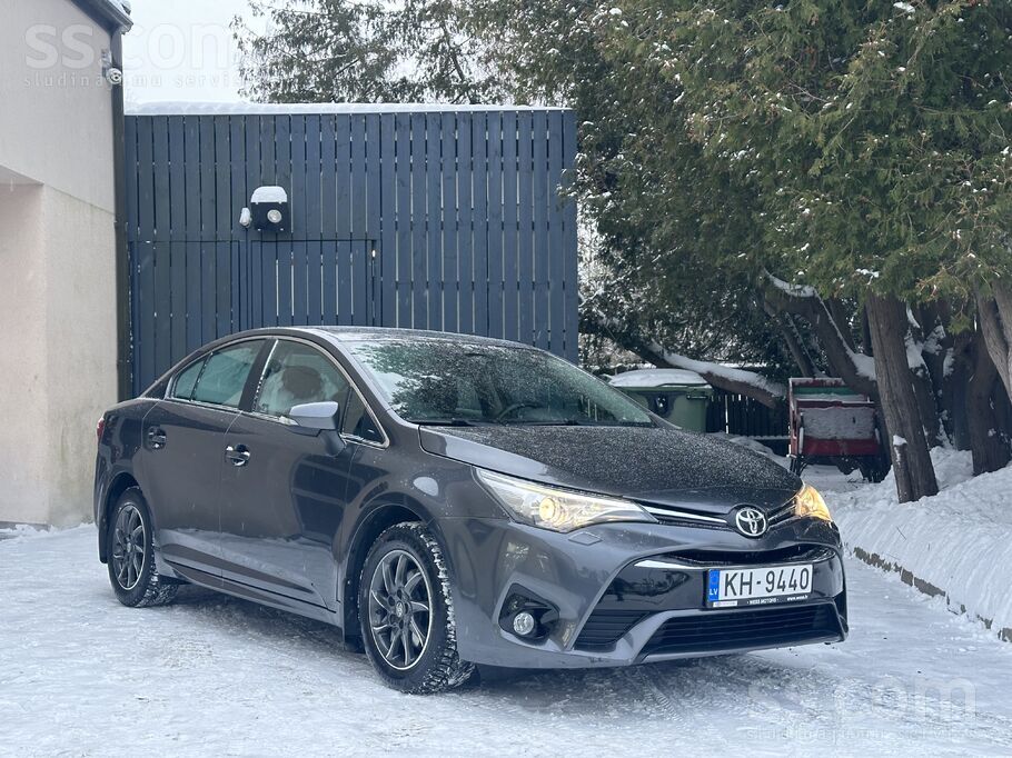 Pārdošana: Toyota Avensis 1, 8 benzīns, 108kw/147zs. 
Jauna iegādāta Latvij