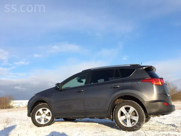Toyota 4x4 Toyota Rav4 2.2l dīzelis. 110Kw/150Zs