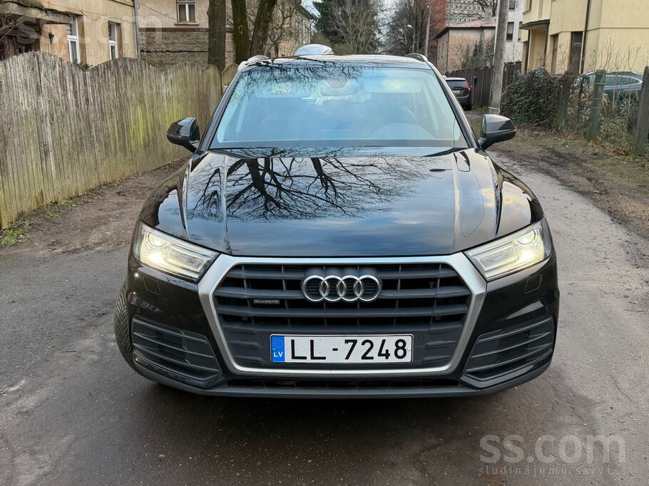 Audi Audi Q5, 2.0 Tdi, черная, куплена в Латвии, 1 влад