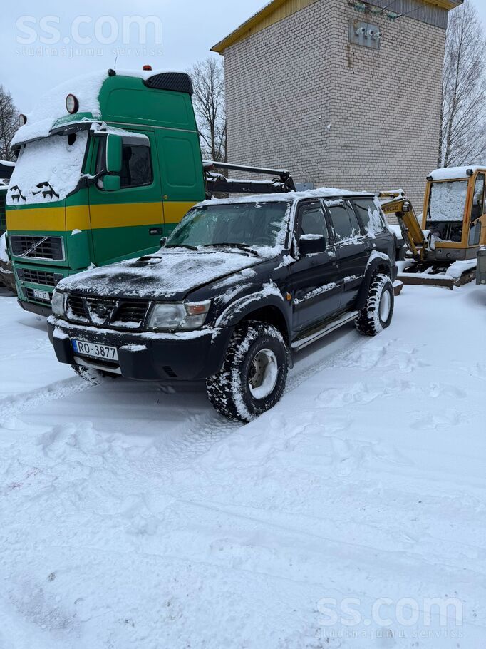 Nissan Pārdodu Nissan Patrol, 1999. gada izlaidums. 3 dīz