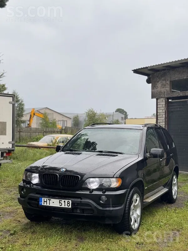 BMW X5 - 1