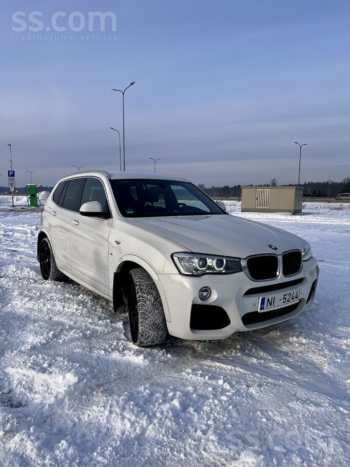 BMW BMW X3 F25 Facelift Xdrive M-Package baltā krāsā a