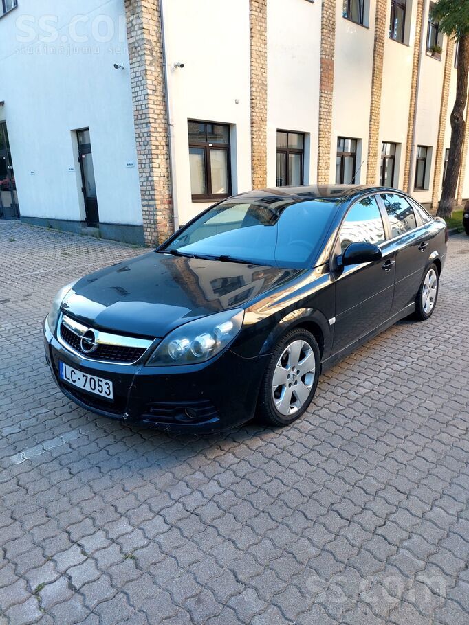Opel Vectra Gts sporta versīja. 2.2 benzīns automāts. Vispilnāka komplektāci