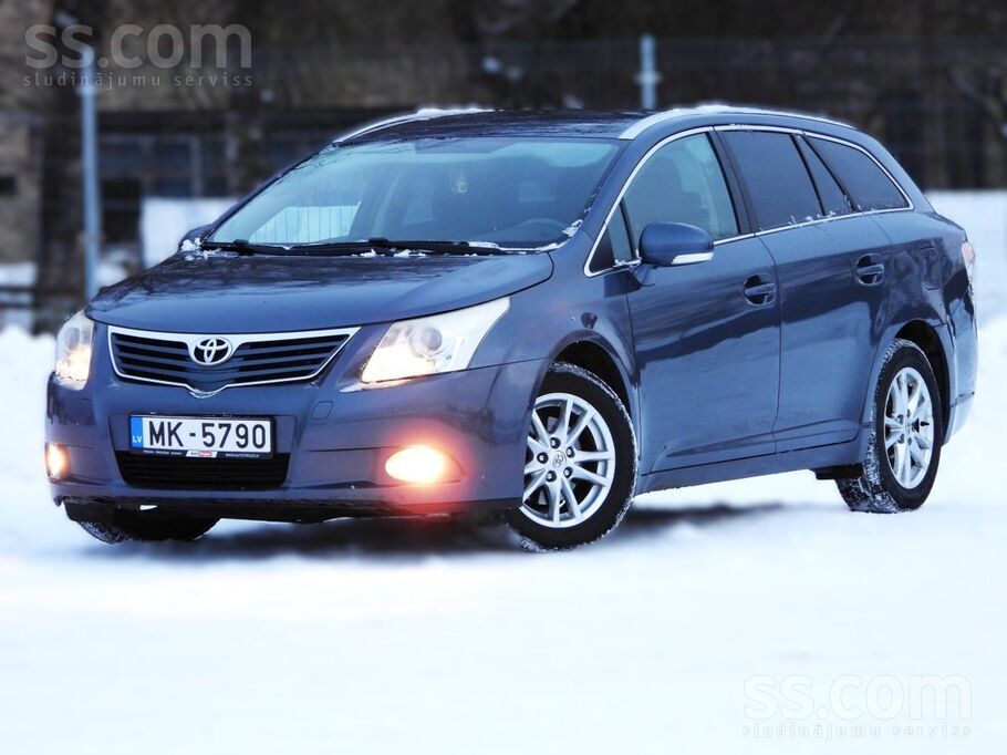 Toyota Toyota Avensis 2.0 dīzelis, manuālā transmisija. 