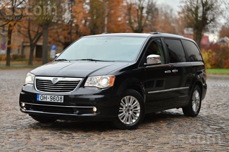Lancia Voyager 2013 - 9,900  €, 242 tūkst., Latvija