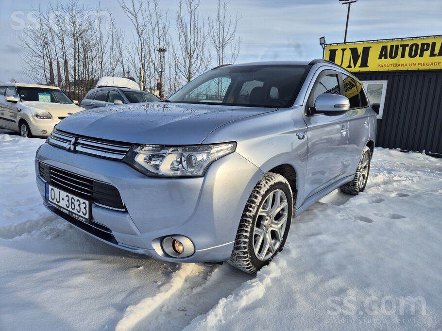 Mitsubishi Mitsubishi Outlander Latvijā nav Lietots. 