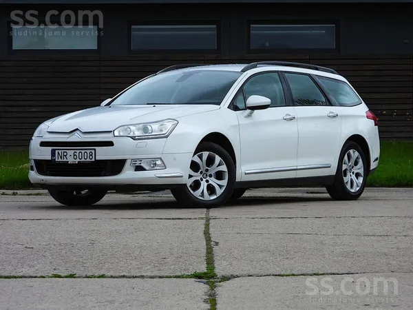 Citroen Citroen C5 ar 2.0 litru dīzeļa dzinēju un automāti