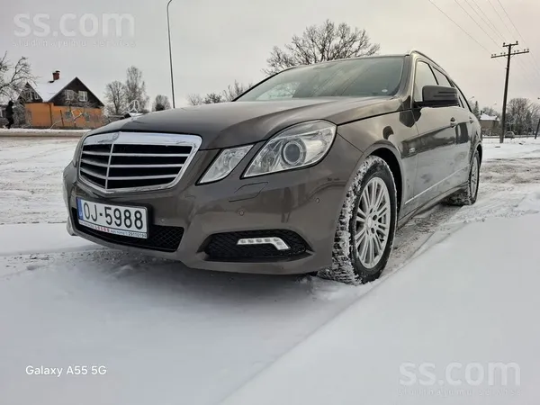 Mercedes Tikko no Vācijas Mercedes Benz E klasē Avangarde -