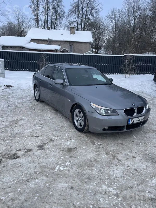 BMW Продаю машину 