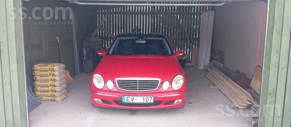 Mercedes Auto labā stāvoklī, nekas negrab, nekas nečīkst. S