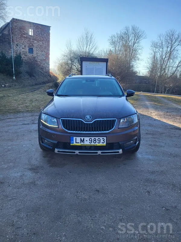Laba skoda octavia scout ar izcilu dinamiku (135kw) pati jaudigaka un labām