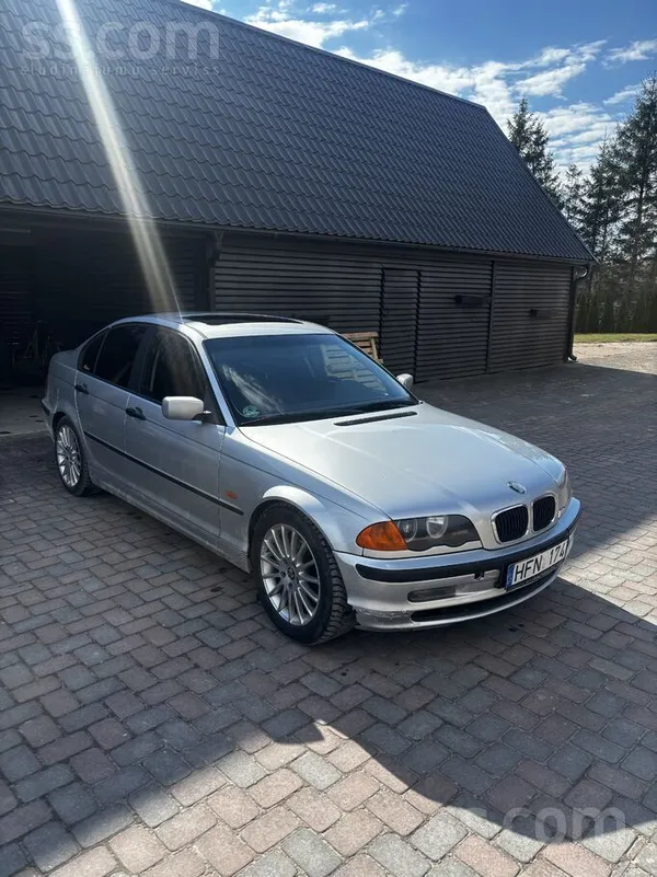 BMW 325 - 1