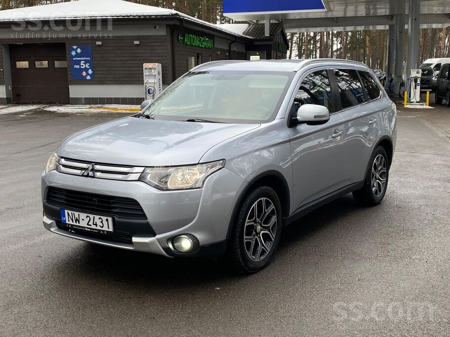 Mitsubishi outlander, 4Wd, jauna ta, cietās daļiņas kā jaunam auto, 2.3 dīze