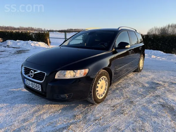 Volvo Pārdošanā Volvo V50 ekonomisks un uzticams auto ar