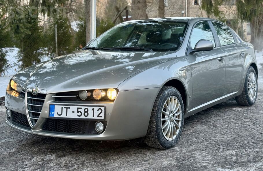 Alfa-romeo Alfa Romeo 159 sedans ar 2.2L, 136kw benzīns, 6pak