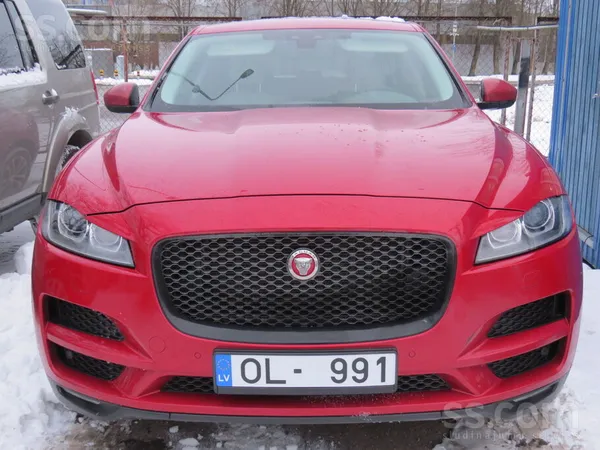 Jaguar Firenze red F-Pace ar Mazo 145t. km nobraukumu. Le