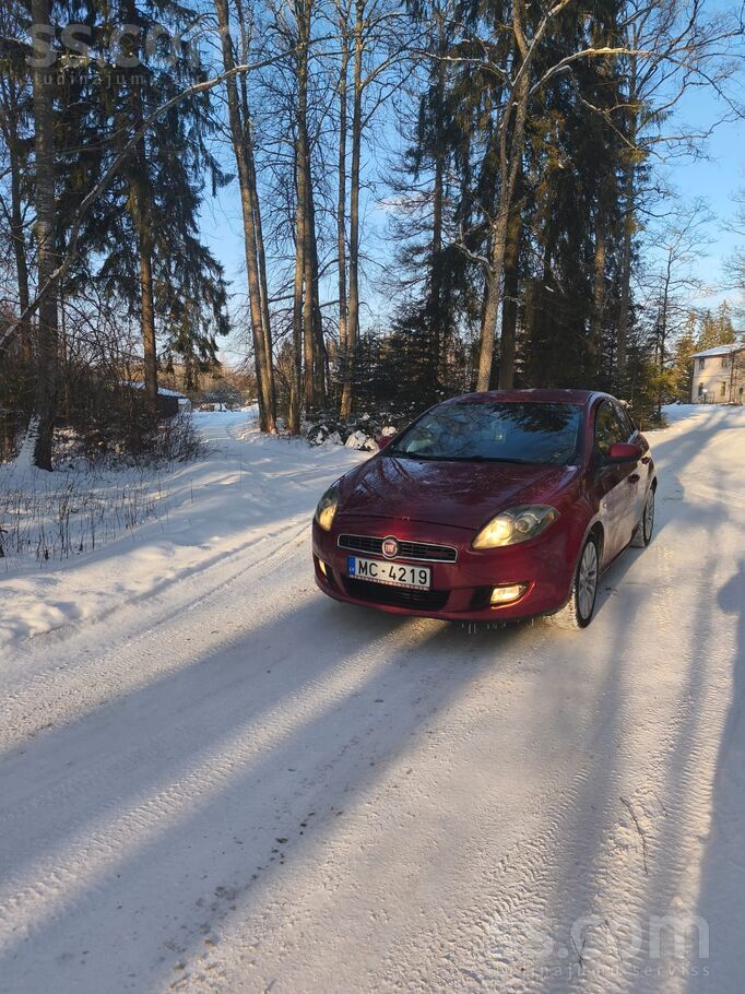 Fiat Pārdodas Fiat Bravo2 sporta versija. Vasarā veikta