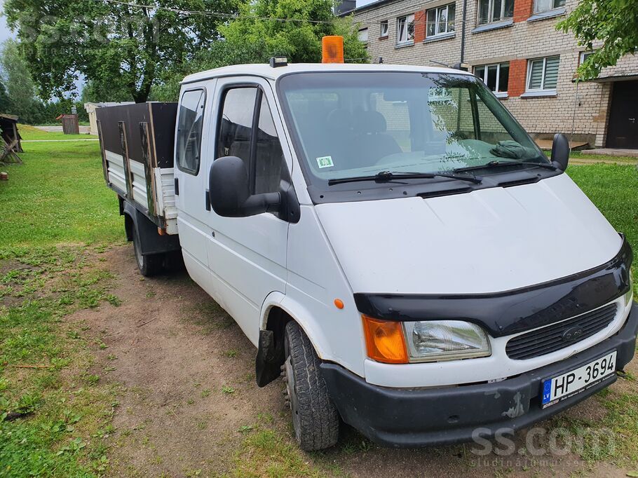 Ford Ta tikko beigusies, motora defekts. Iespējama main