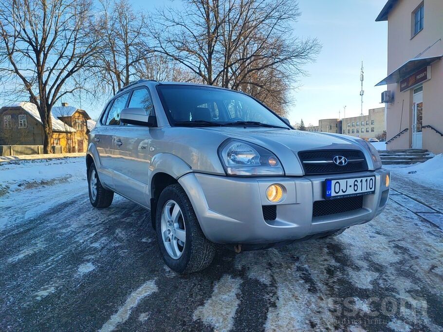 Hyundai Hyundai Tucson-2.0Crdi-103Kw- 140Zs-4X4.Auauto ir 