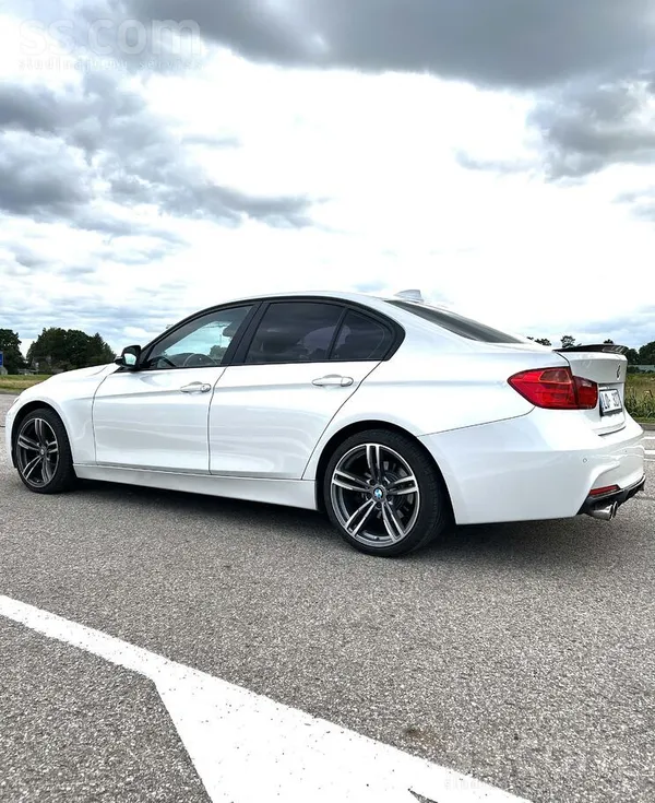 BMW BMW 316d F30, automāts. 