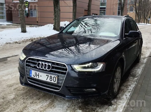 Audi Pārdod 2013. gada Audi A4 Avant B8 2.0 Tdi (110Kw)