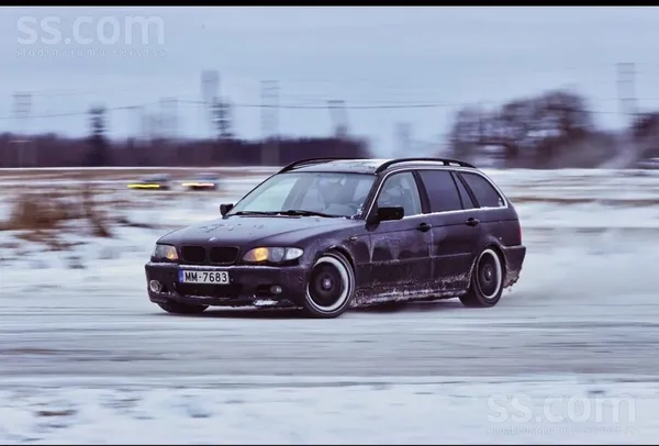 BMW Ārdodu BMW 330d manuāli