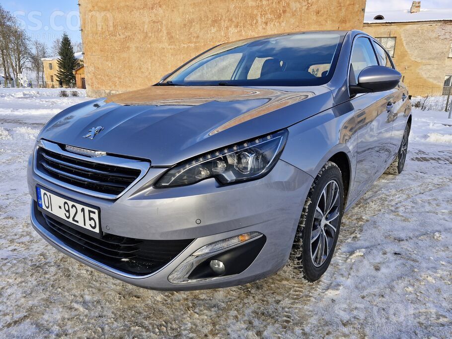 Peugeot 308.
В Латвии не эксплуатировался.
Отличное состояние
Автомоб