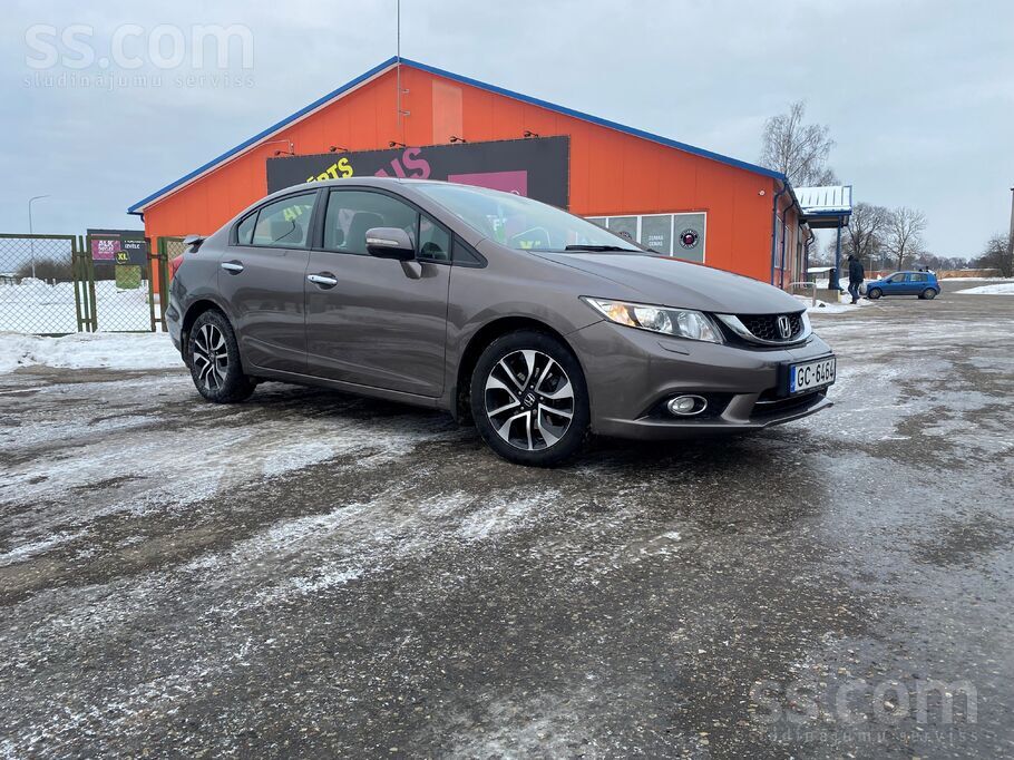 Auto labi uzturēts. Visas apkopes veiktas laicīgi, pēdēja pie 120000.
Vasar