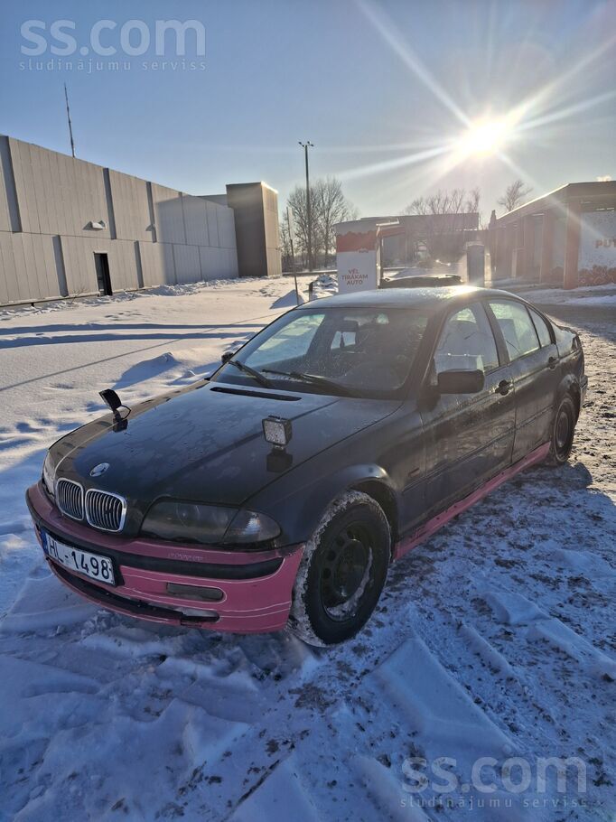 BMW Šodien iznemta slimīnad lapa, nodoklis nomaksāts. 