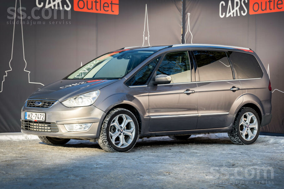 Ford Ford Galaxy ar 2.2 litru dīzeļdzinēju un automātis
