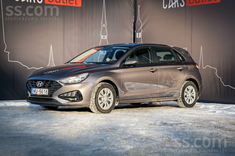 Hyundai I30 ar 1.6 litru dizeļdzinēju un ar manuālo transmisiju. 85kw.
-