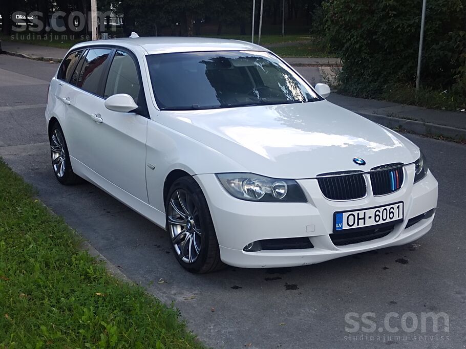 BMW Pārdod BMW 320D, jauna TA, Automats, auto labā stā