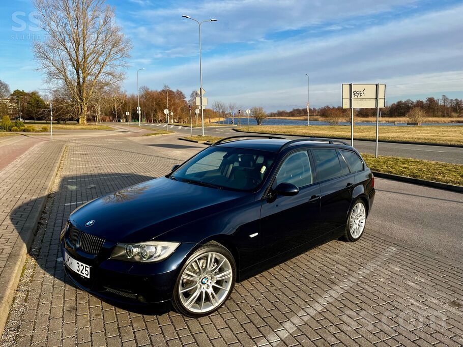 BMW Tirgoju labu bīteri. Grīda un sliekšņi veseli. Lab