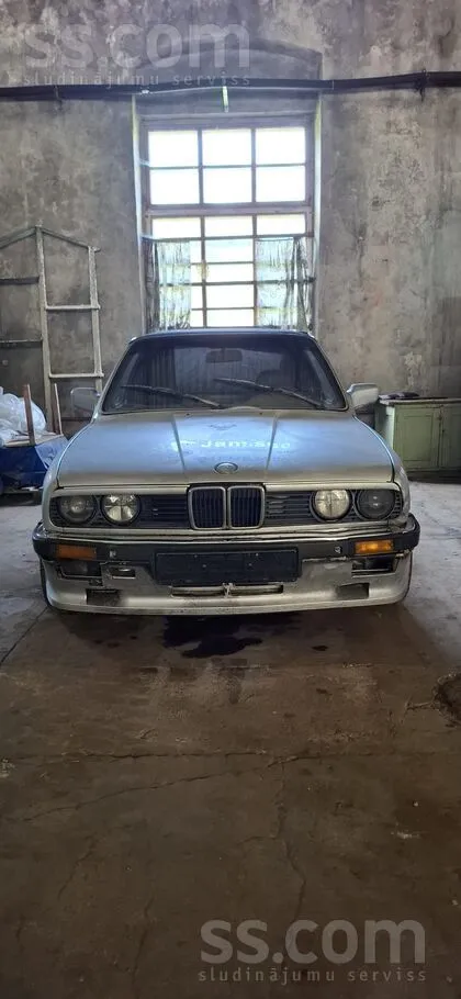 BMW Tiek pārdots rets bmw e30 1986 325e 2.7 superetta 