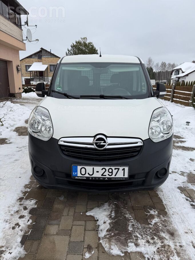 Uzņēmums pārdod Opel combo van Pvn maksātājam. Mašīna atvesta no Vācijas dec