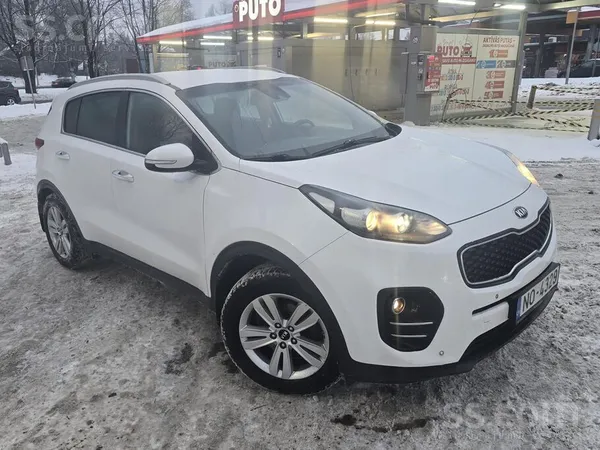 KIA Pārdodu Kia Sportage automašīnu labā tehniskā un v