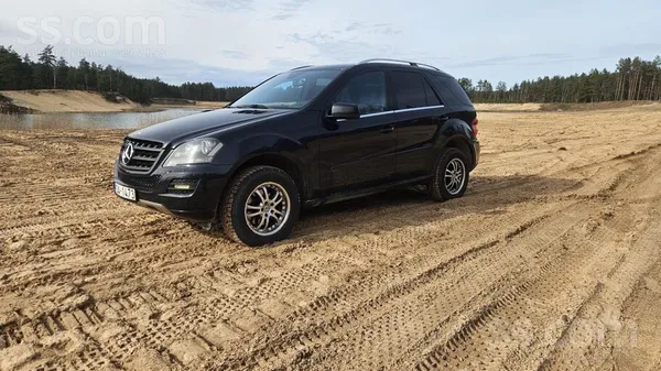 Mercedes Pārdodu, jauna tehniskā apskate. nodokli nomaksāti