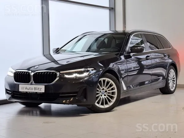 BMW BMW 530e Plug-in Hybrid (292 zs), ar automātisko p