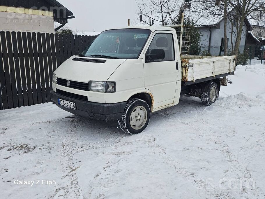 Tiek tirgots busins, dotaja bridi stāv bez pielietojuma, taisiju prieks sevi