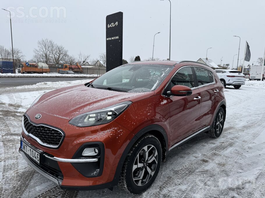 Sportage 1, 6 dīzelis automāts
EX komplektācija 2Wd
Kruīzkontrole
Klima
