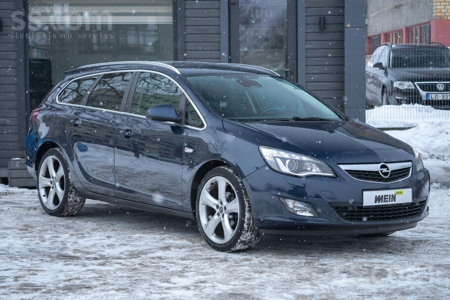 Opel No Nīderlandes Opel Astra Sports Tourer 1.4 benzīn