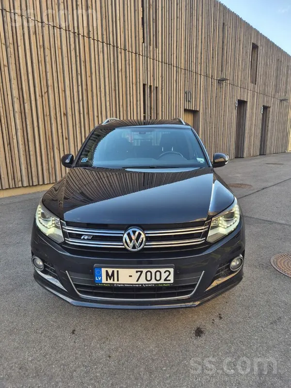 Volkswagen Volkswagen Tiguan R-Line Plug-in Hybrids 1.4Tsi (2